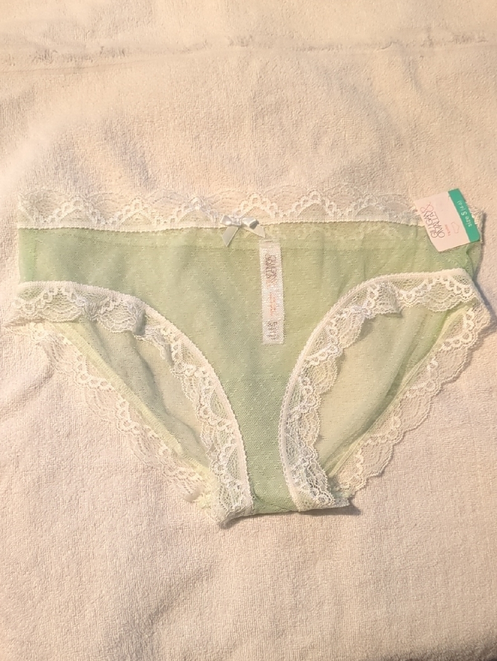 Lace-Trim Hipster Panty in Mint Green